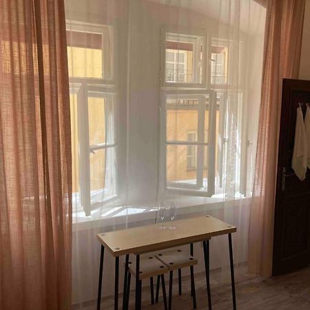 Studio In Gothic House, 50M To The Old Town Square Прага Экстерьер фото